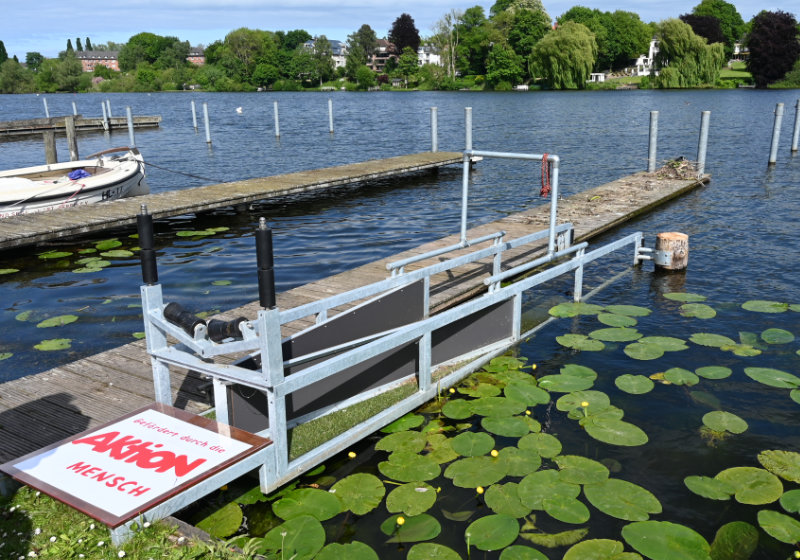 Einstiegshilfe an der Steganlage beim Lübecker Kanu- und Segelsportverein